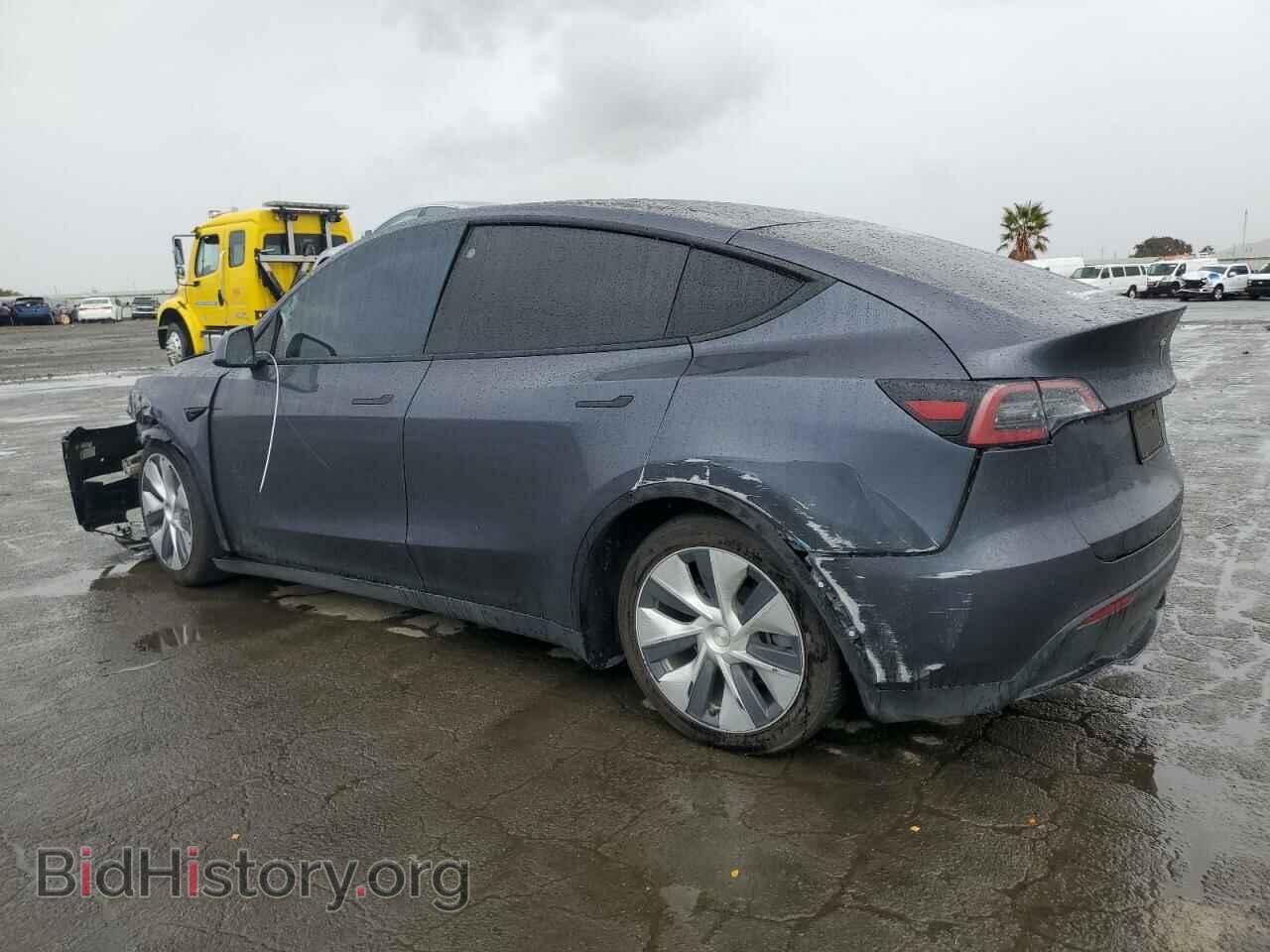 2022 TESLA MODEL Y - VIN: 7SAYGDEE7NF369234 - Photo 2
