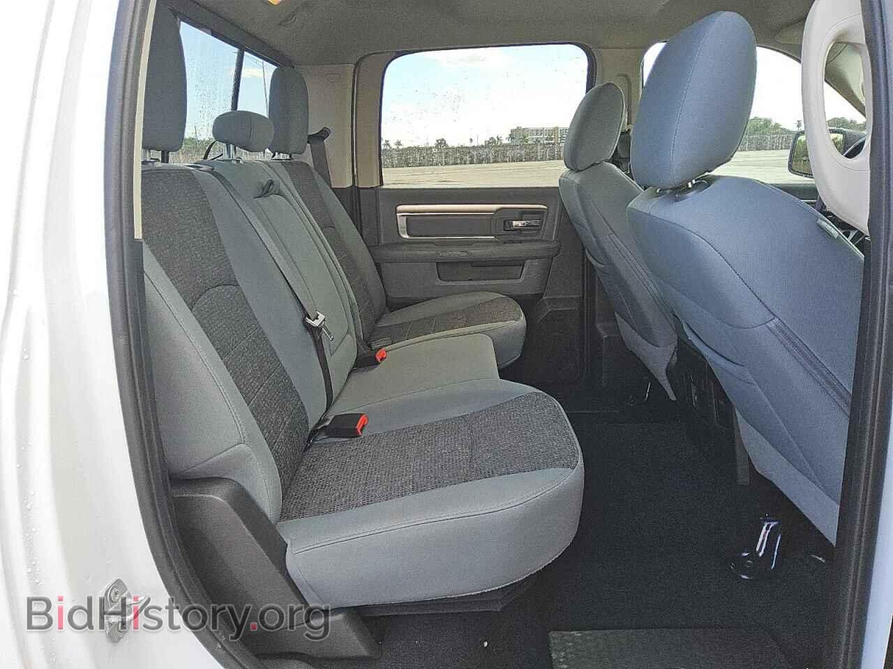 2019 RAM 1500 - VIN: 1C6RR6TT0KS642142 - Фото 10