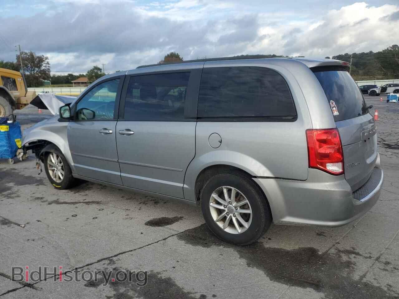2013 DODGE CARAVAN - VIN: 2C4RDGCG3DR717906 - Фото 2