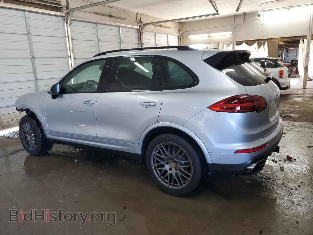 2017 PORSCHE CAYENNE - VIN: WP1AA2A27HKA80604 - Фото 2