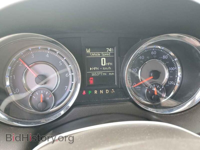 2016 Chrysler MINIVAN (VIN 2C4RC1BGXGR287197) — photo 9 of 13