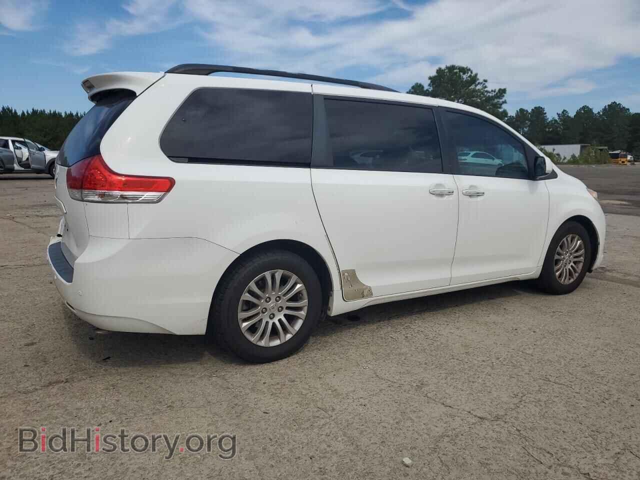 2011 TOYOTA All Models - VIN: 5TDYK3DCXBS066929 - Photo 3