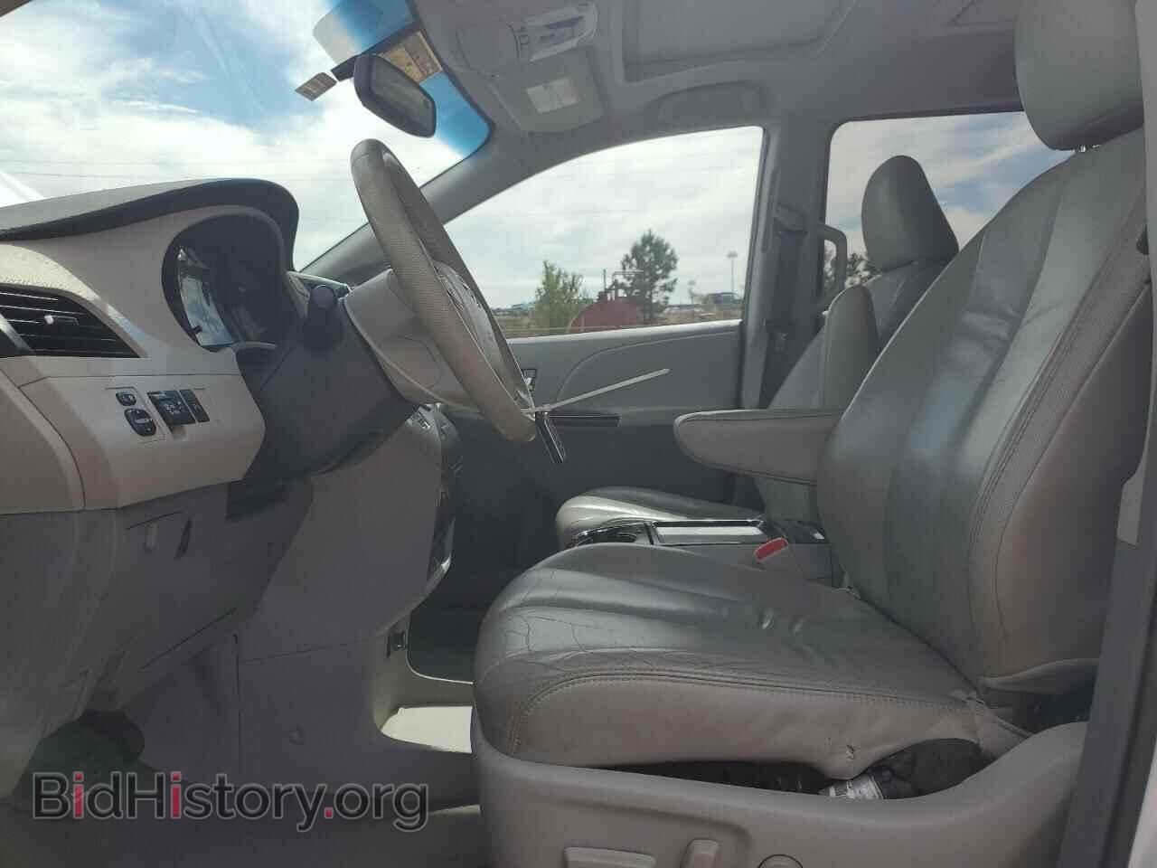 2011 TOYOTA All Models - VIN: 5TDYK3DCXBS066929 - Photo 7