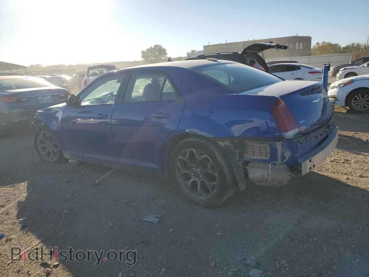 2018 CHRYSLER 300 - VIN: 2C3CCAGG3JH300162 - Фото 2