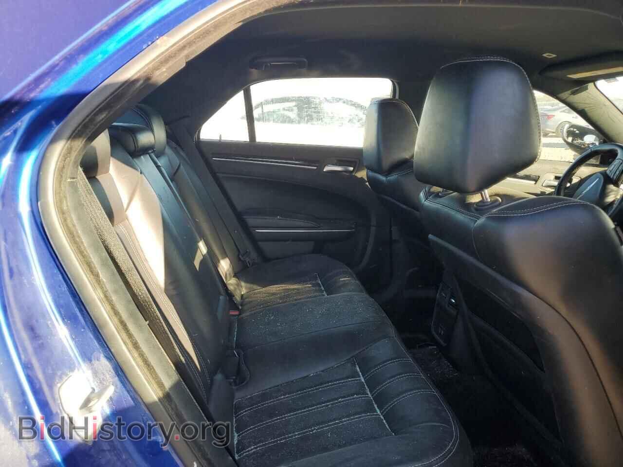 2018 CHRYSLER 300 - VIN: 2C3CCAGG3JH300162 - Фото 10