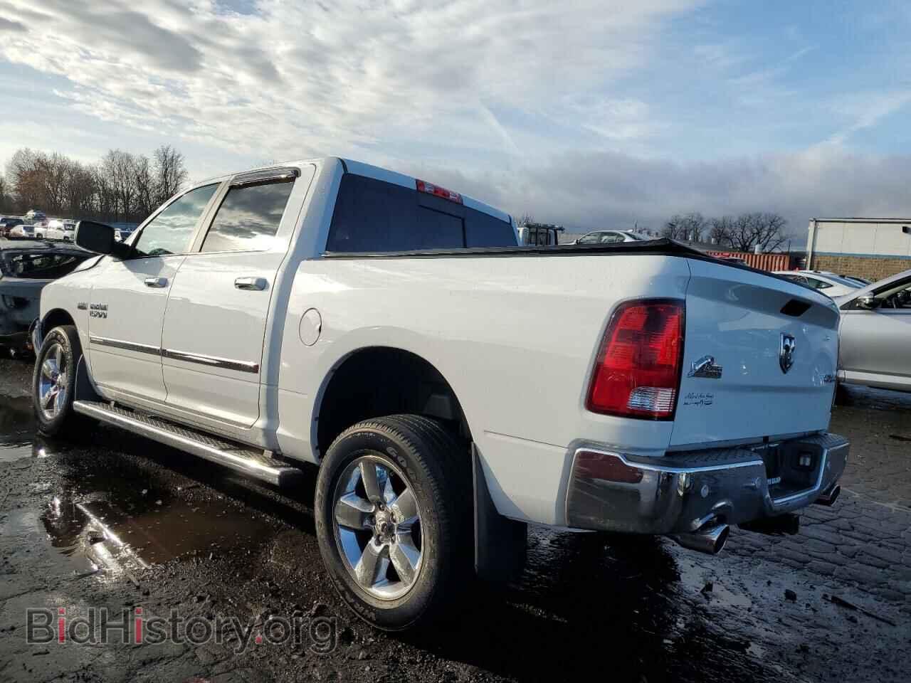 2017 RAM 1500 - VIN: 3C6RR7LT8HG584559 - Фото 2