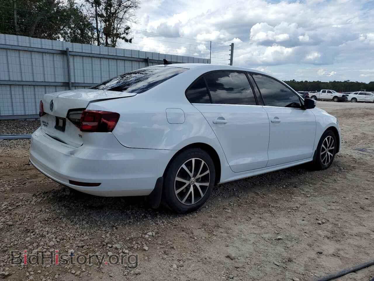 2017 VOLKSWAGEN JETTA - VIN: 3VWDB7AJ7HM242544 - Фото 3