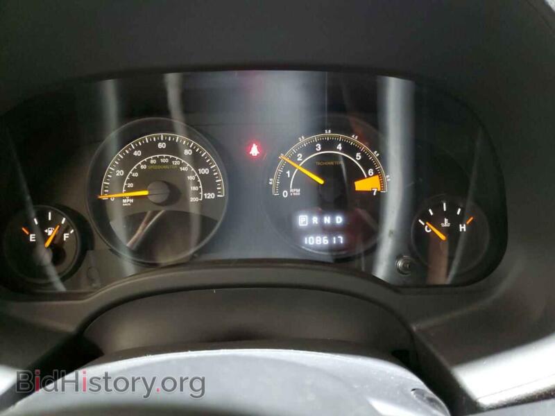 2014 Jeep COMPASS (VIN 1C4NJDBB0ED532339) — photo 9 of 13