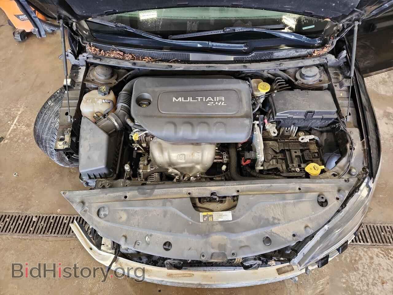 2016 CHRYSLER 200 - VIN: 1C3CCCAB3GN128370 - Фото 11