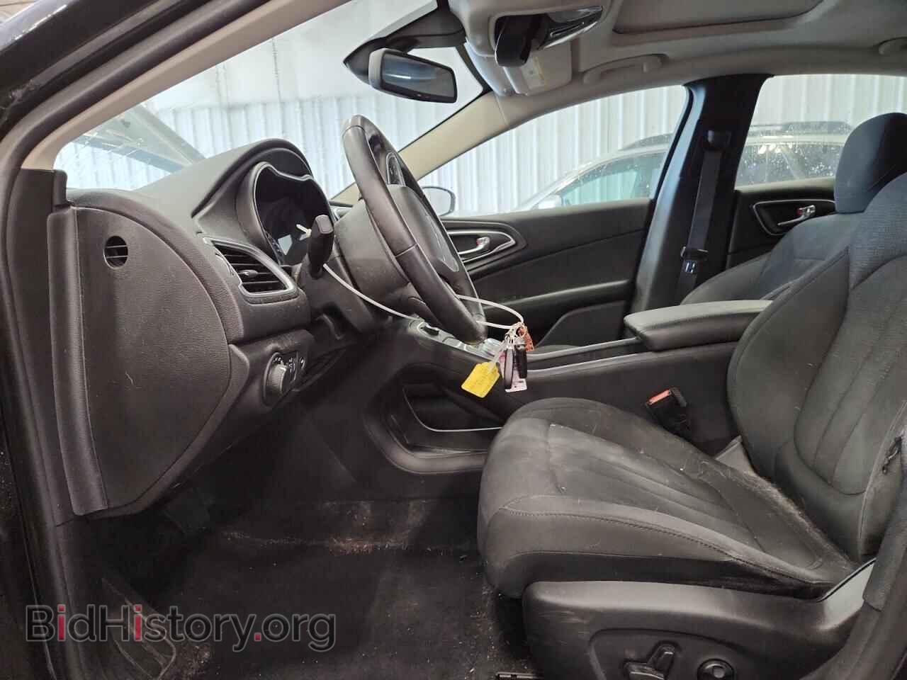 2016 CHRYSLER 200 - VIN: 1C3CCCAB3GN128370 - Фото 7
