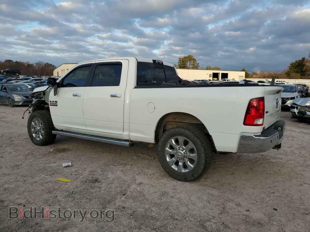 2016 RAM All Models - VIN: 3C6UR4DL7GG185762 - Photo 2