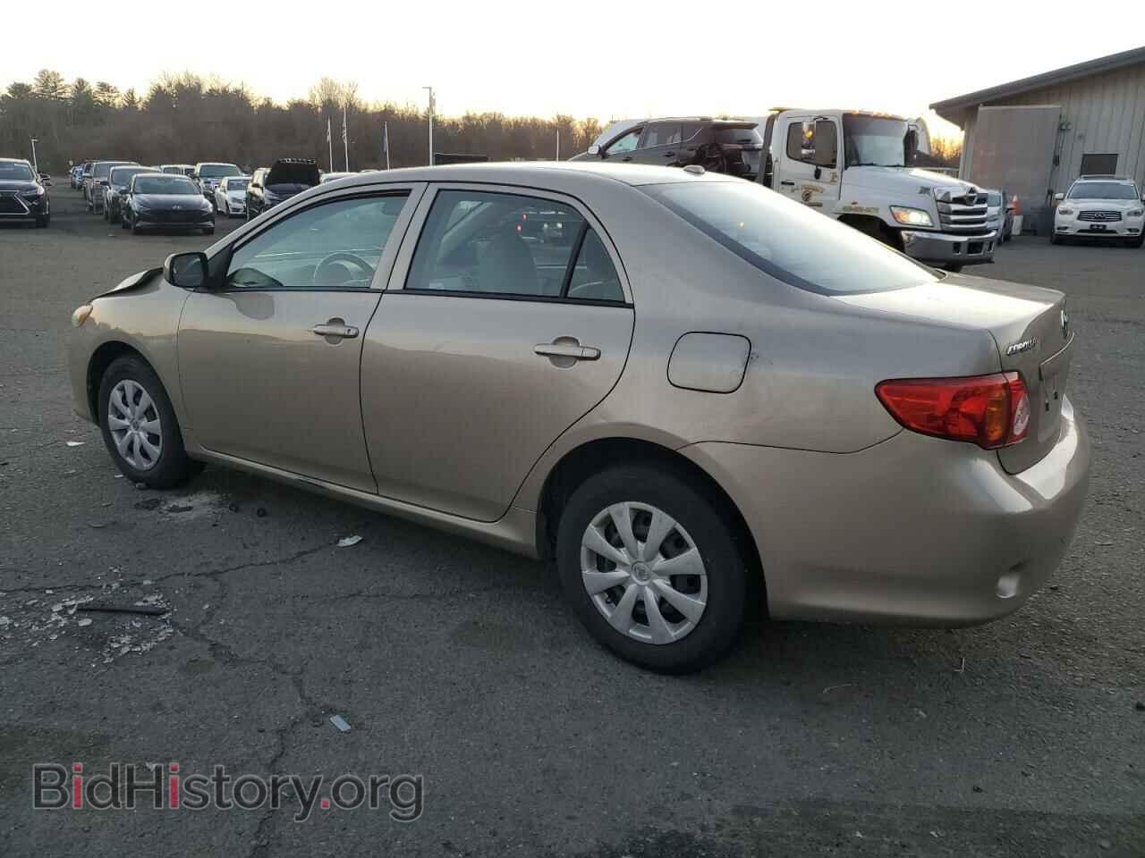 2010 TOYOTA COROLLA - VIN: 2T1BU4EE9AC300443 - Фото 2
