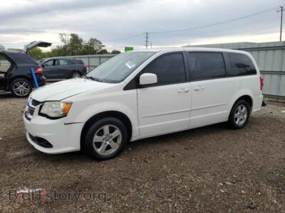 2013 Dodge CARAVAN SXT, white — VIN 2C4RDGCG7DR521872, Copart