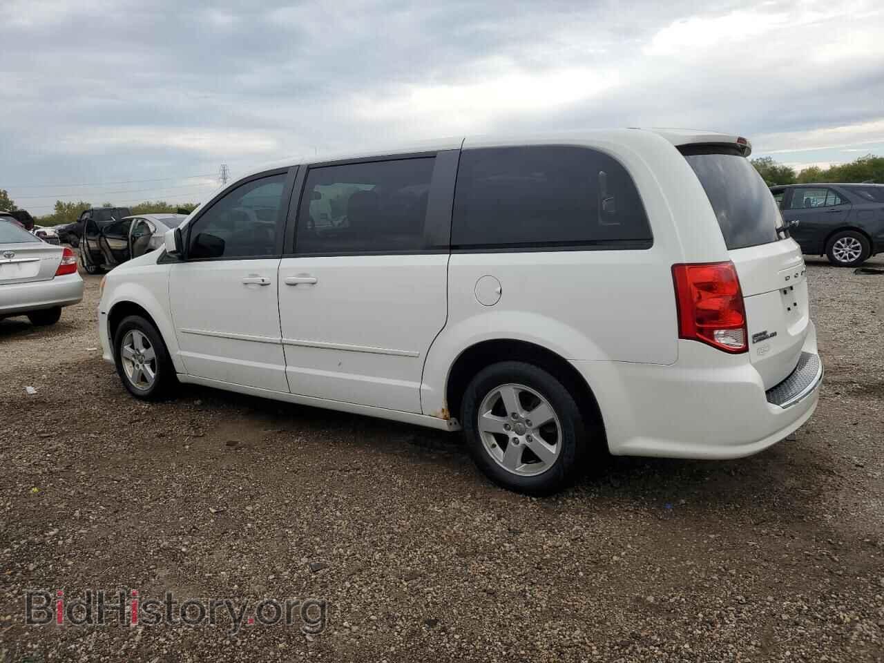 2013 DODGE CARAVAN - VIN: 2C4RDGCG7DR521872 - Фото 2