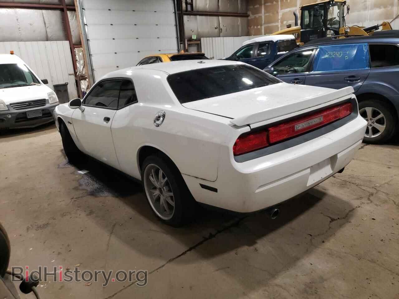 2014 DODGE CHALLENGER - VIN: 2C3CDYAG4EH282081 - Фото 2