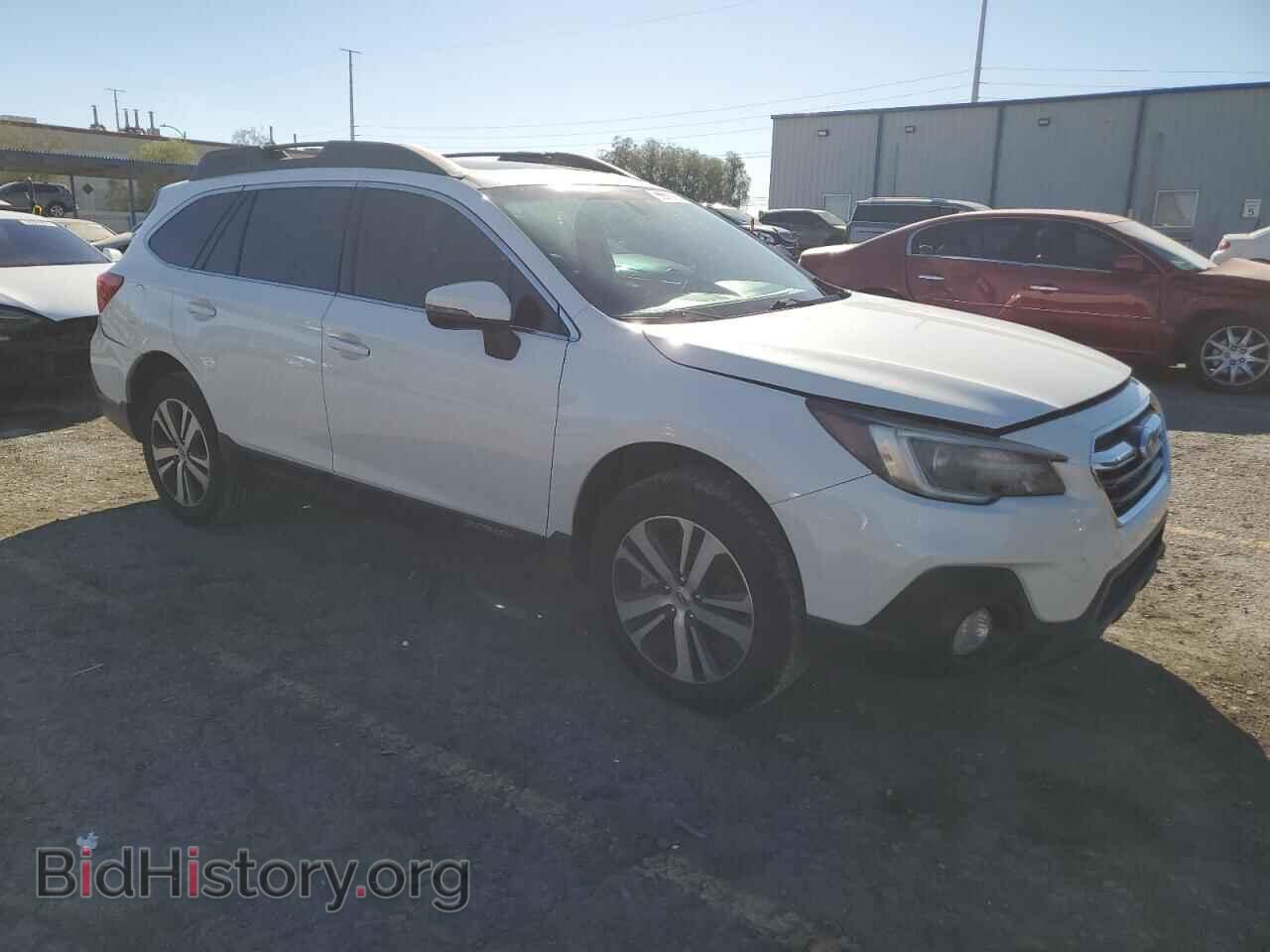 2018 SUBARU OUTBACK - VIN: 4S4BSANC2J3353749 - Фото 4