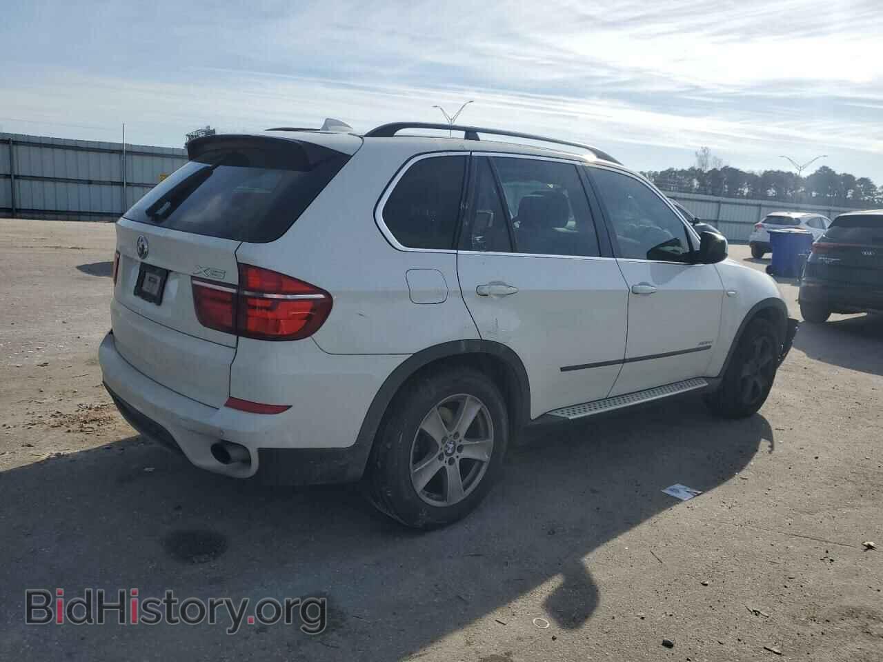 2013 BMW X5 - VIN: 5UXZW0C53D0B90302 - Фото 3