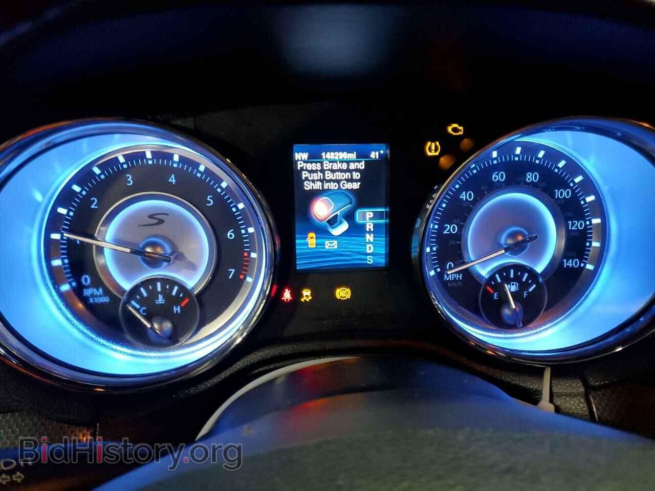 2013 CHRYSLER 300 - VIN: 2C3CCABG0DH659187 - Фото 9