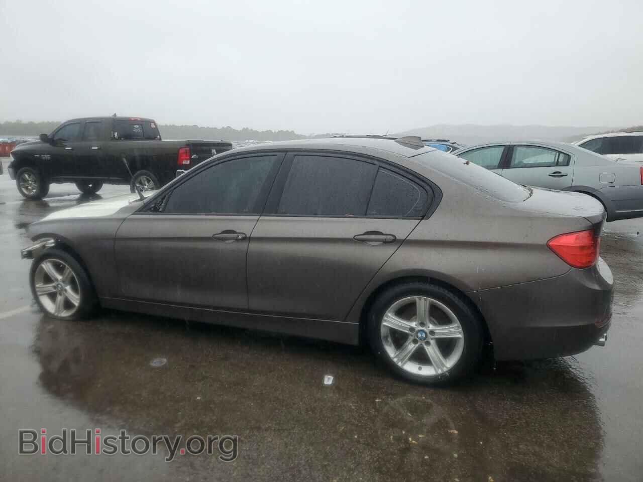 2013 BMW 3 SERIES - VIN: WBA3B3C54DF535784 - Фото 2