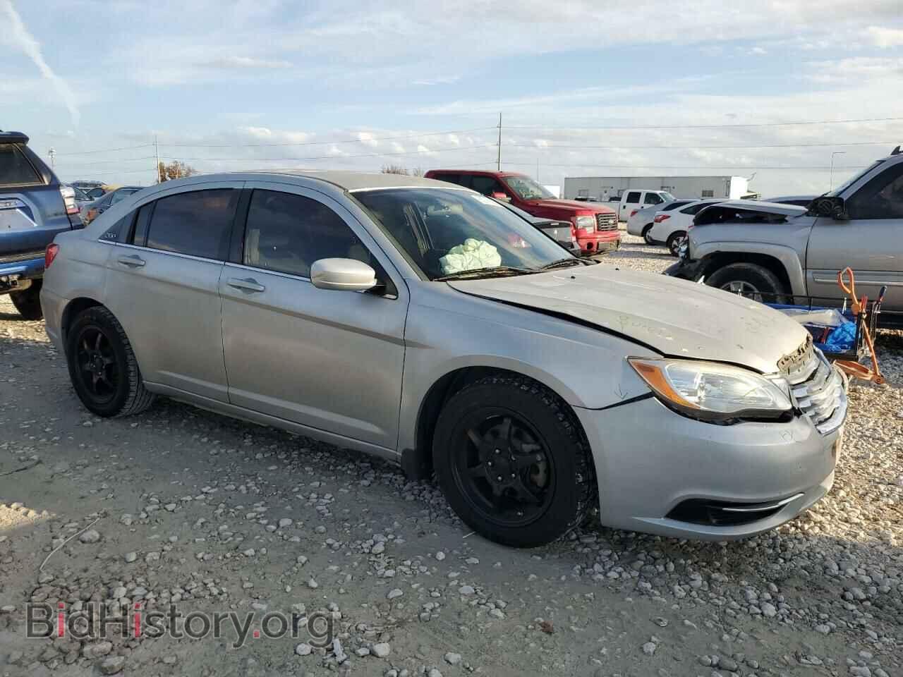 2012 CHRYSLER 200 - VIN: 1C3CCBAB2CN105196 - Фото 4