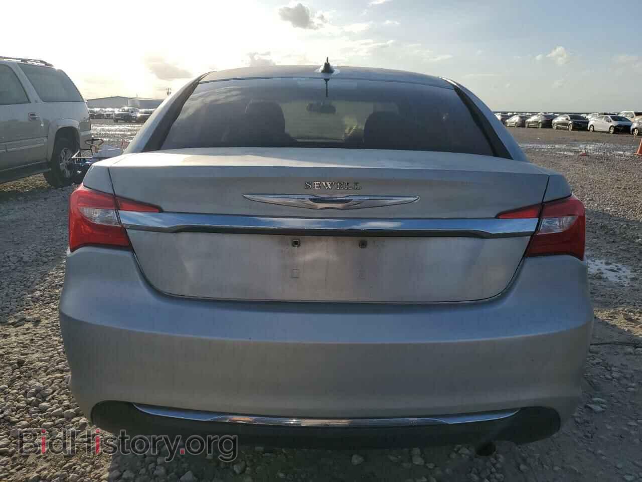 2012 CHRYSLER 200 - VIN: 1C3CCBAB2CN105196 - Фото 6