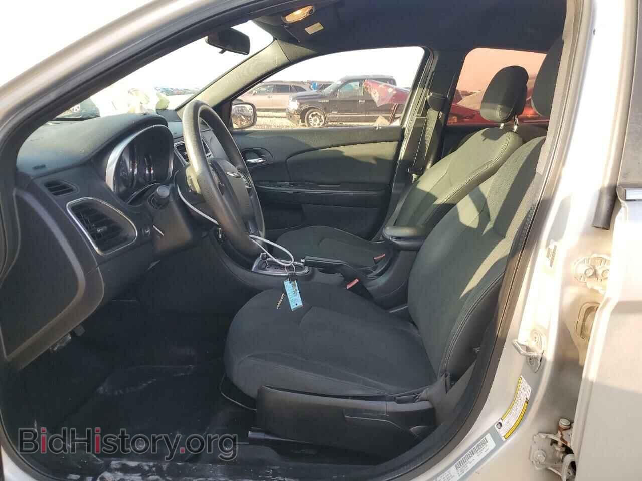 2012 CHRYSLER 200 - VIN: 1C3CCBAB2CN105196 - Фото 7