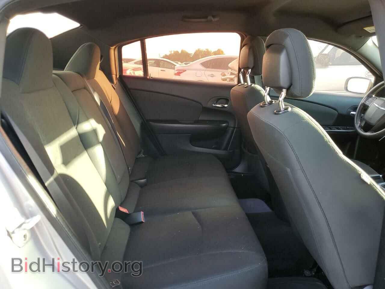 2012 CHRYSLER 200 - VIN: 1C3CCBAB2CN105196 - Фото 10