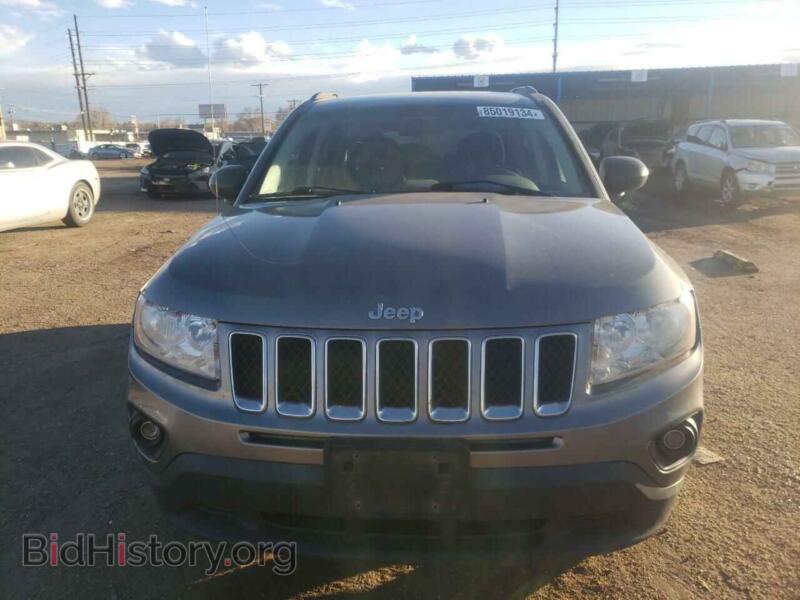 2011 Jeep COMPASS (VIN 1J4NF1FB2BD263860) — photo 5 of 12