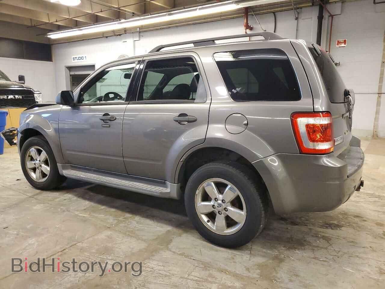 2009 FORD ESCAPE - VIN: 1FMCU93G59KD06591 - Фото 2