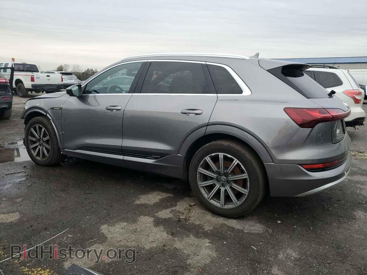 2019 AUDI E-TRON - VIN: WA1LABGE4KB022253 - Photo 2