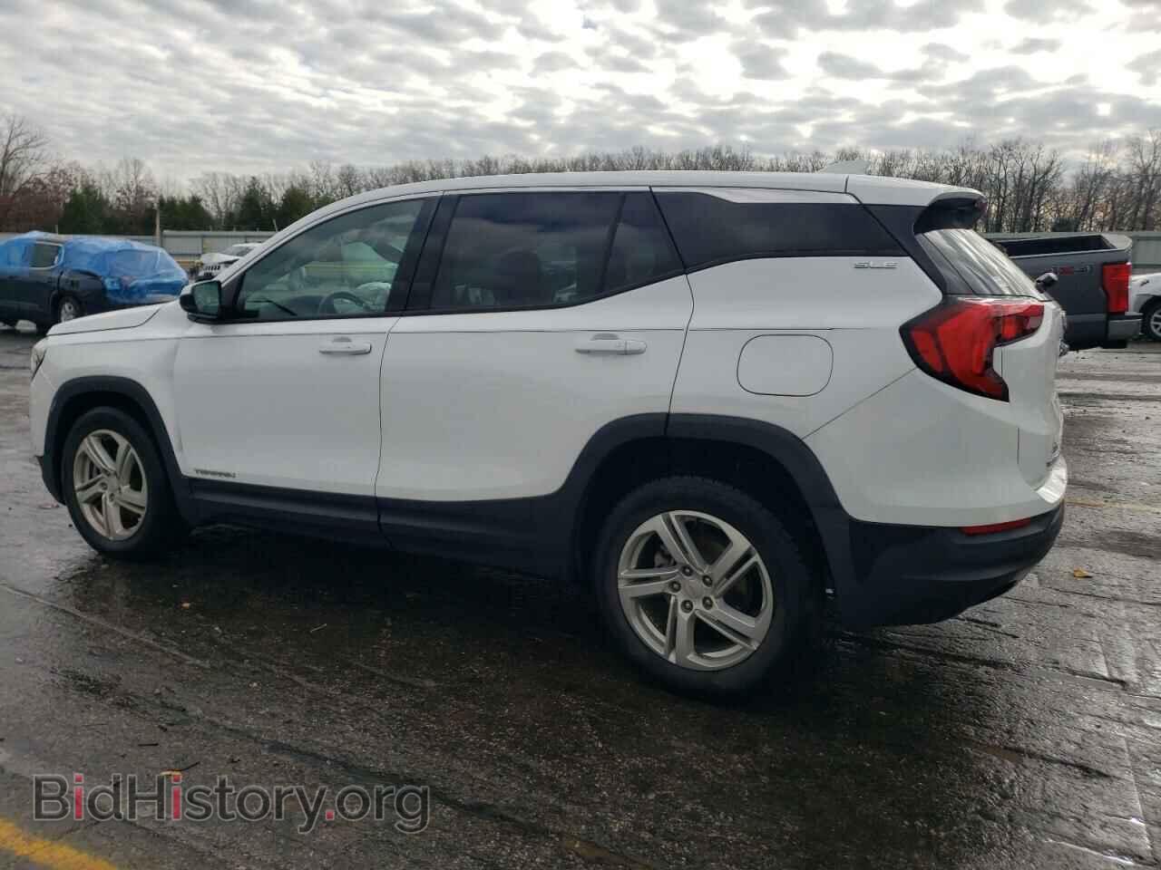 2018 GMC TERRAIN - VIN: 3GKALMEX9JL128819 - Photo 2