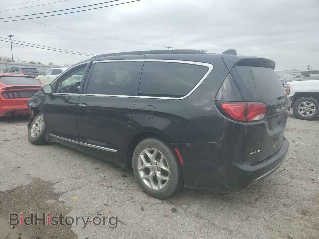 2017 CHRYSLER PACIFICA - VIN: 2C4RC1BG9HR764963 - Photo 2