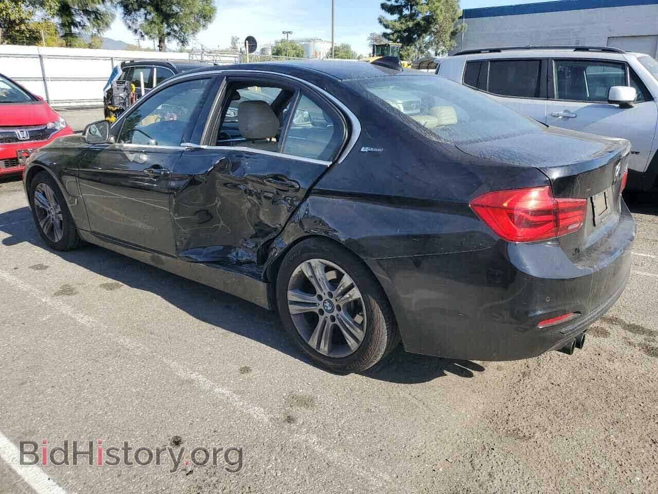 2017 BMW 3 SERIES - VIN: WBA8E1C36HA030039 - Фото 2