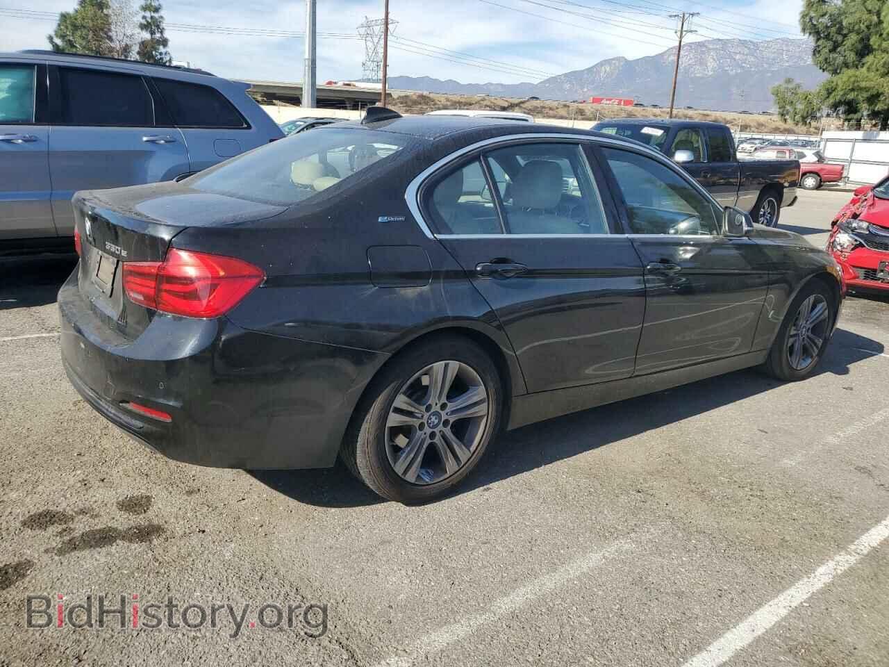 2017 BMW 3 SERIES - VIN: WBA8E1C36HA030039 - Фото 3