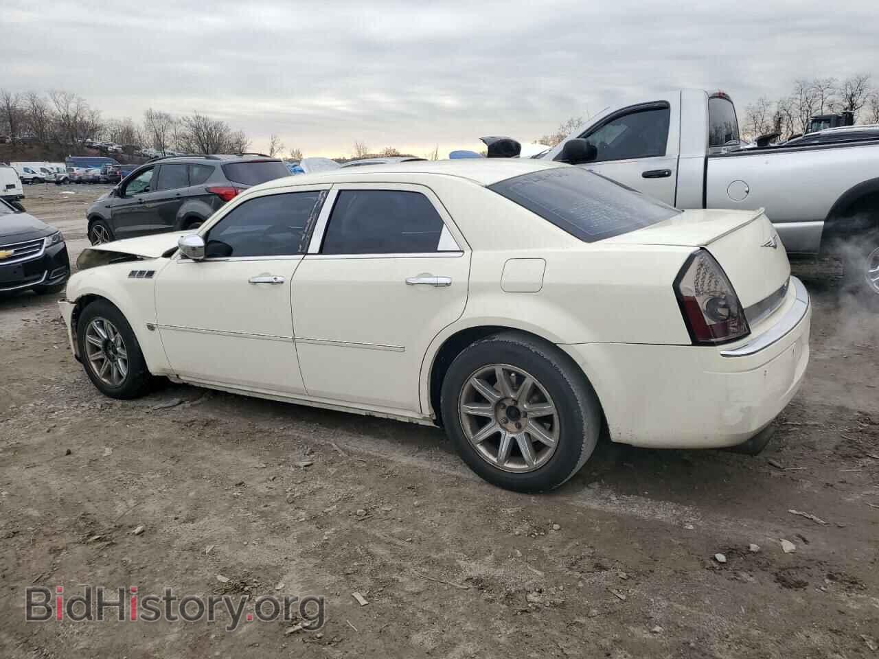 2005 CHRYSLER 300 - VIN: 2C3AA63H05H505811 - Фото 2