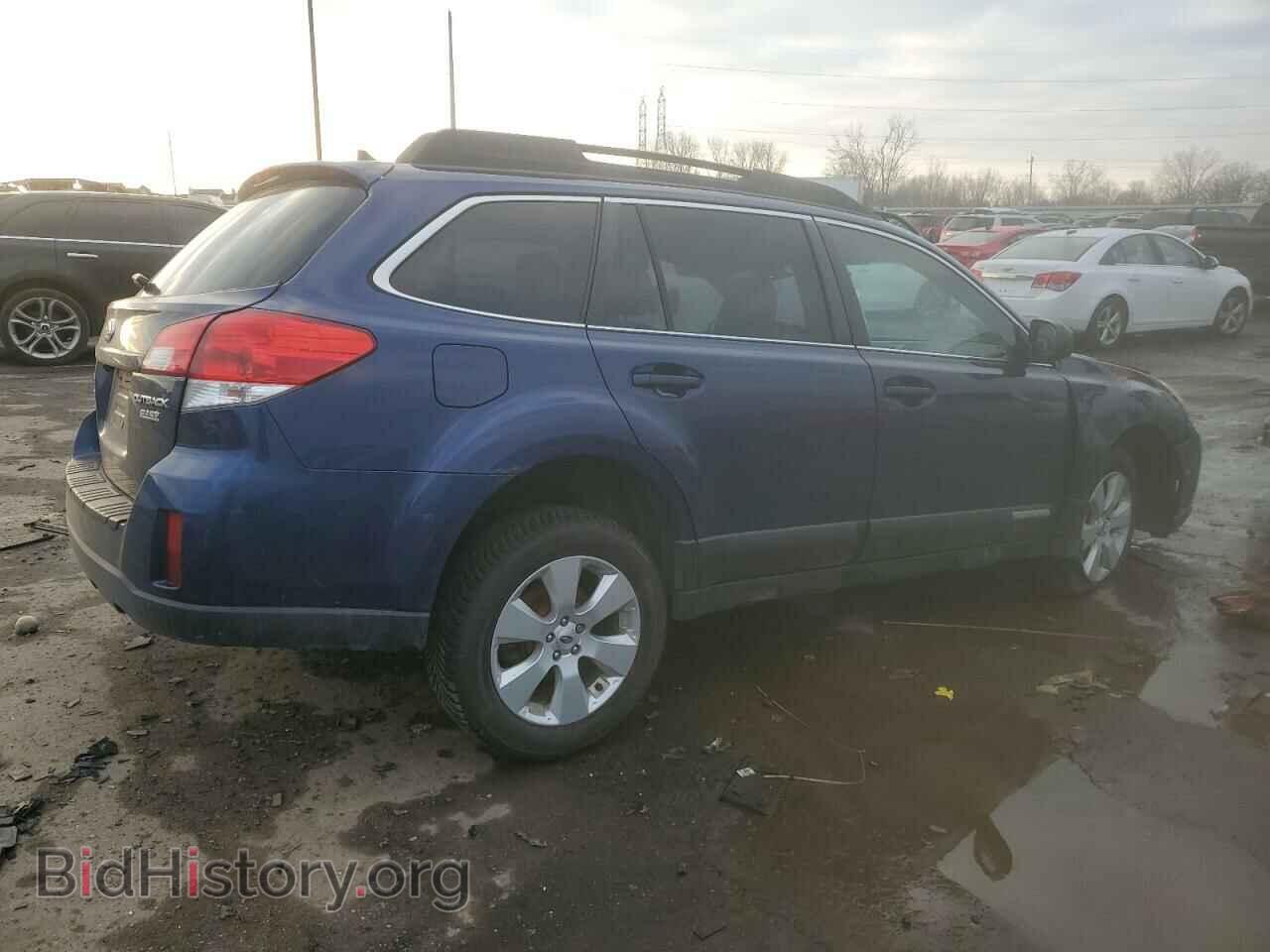 2011 SUBARU OUTBACK - VIN: 4S4BRBKC8B3421947 - Фото 3