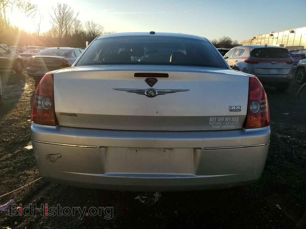 2010 CHRYSLER 300 - VIN: 2C3CA5CV0AH326462 - Фото 6