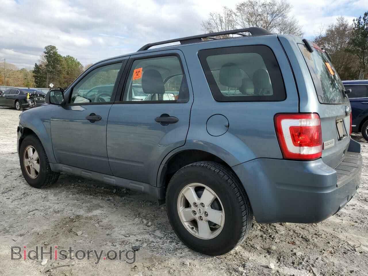 2010 FORD ESCAPE - VIN: 1FMCU0C74AKD42370 - Фото 2