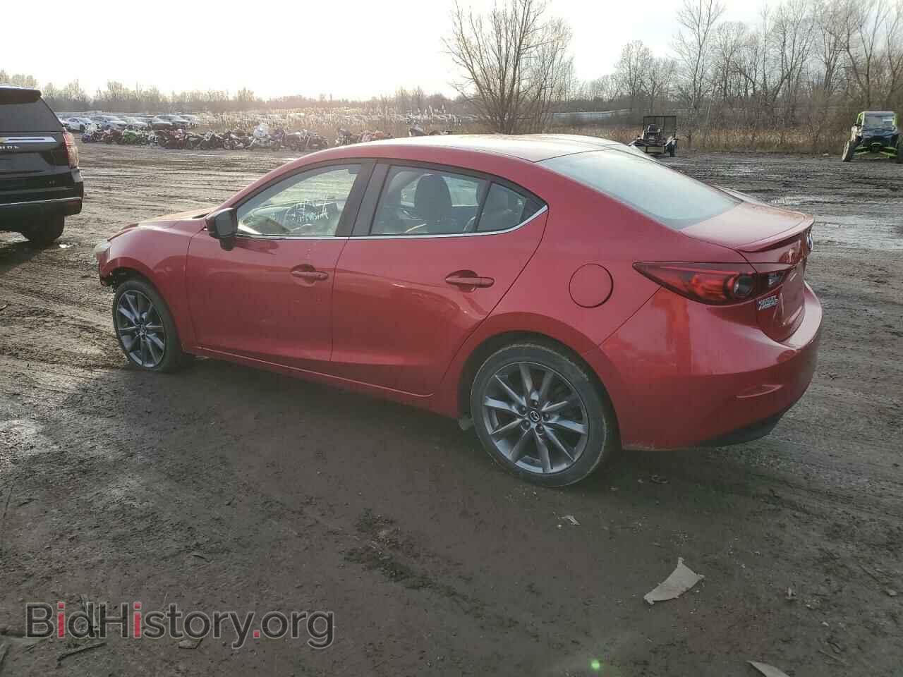 2018 MAZDA 3 - VIN: 3MZBN1V35JM184298 - Фото 2