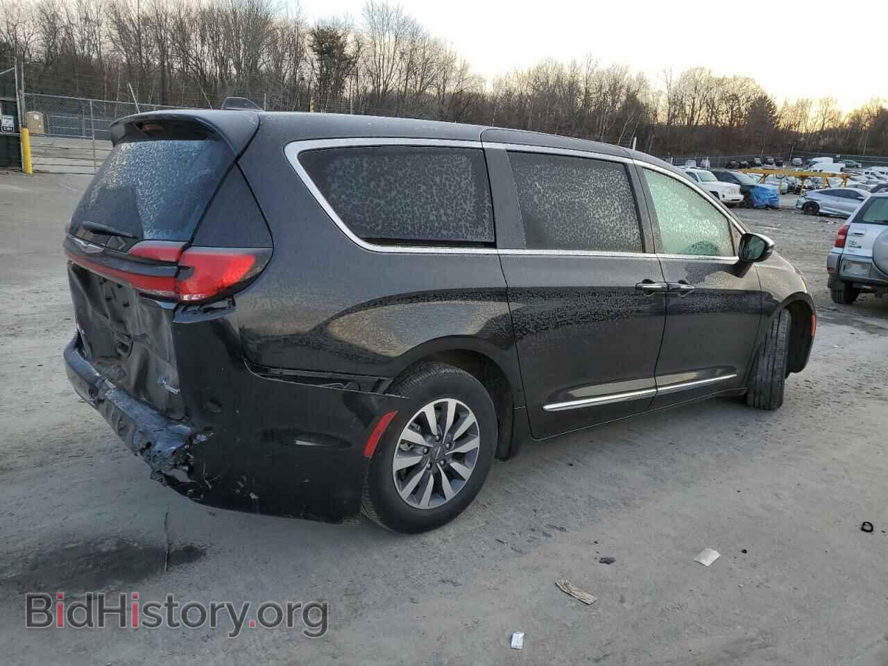 2023 CHRYSLER PACIFICA - VIN: 2C4RC1S75PR632703 - Фото 3