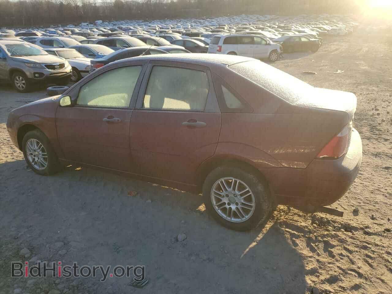 2007 FORD FOCUS - VIN: 1FAHP34N77W274329 - Фото 2