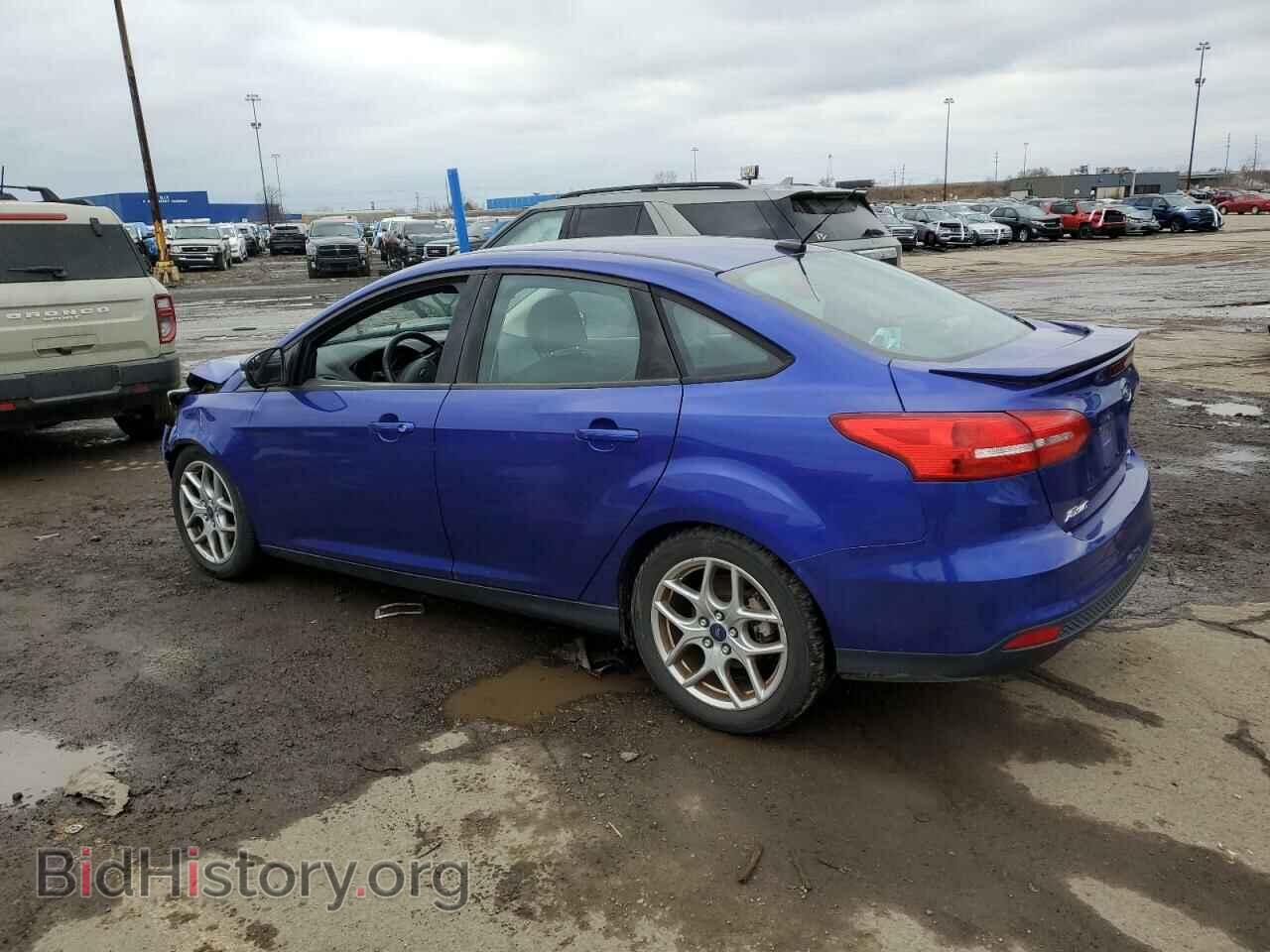 2015 FORD FOCUS - VIN: 1FADP3F26FL323182 - Photo 2