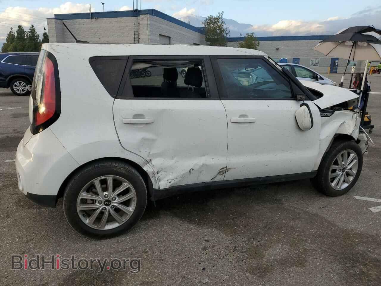 2017 KIA SOUL - VIN: KNDJP3A53H7490111 - Фото 3