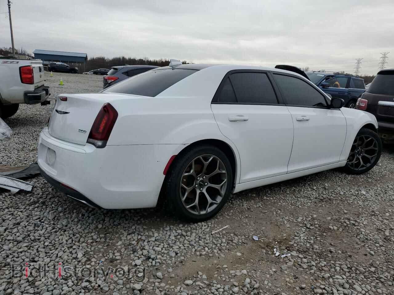 2017 CHRYSLER 300 - VIN: 2C3CCAAG7HH647349 - Фото 3