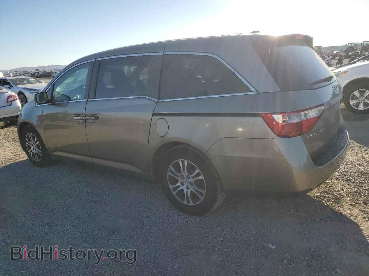 2011 HONDA All Models - VIN: 5FNRL5H68BB016729 - Photo 2