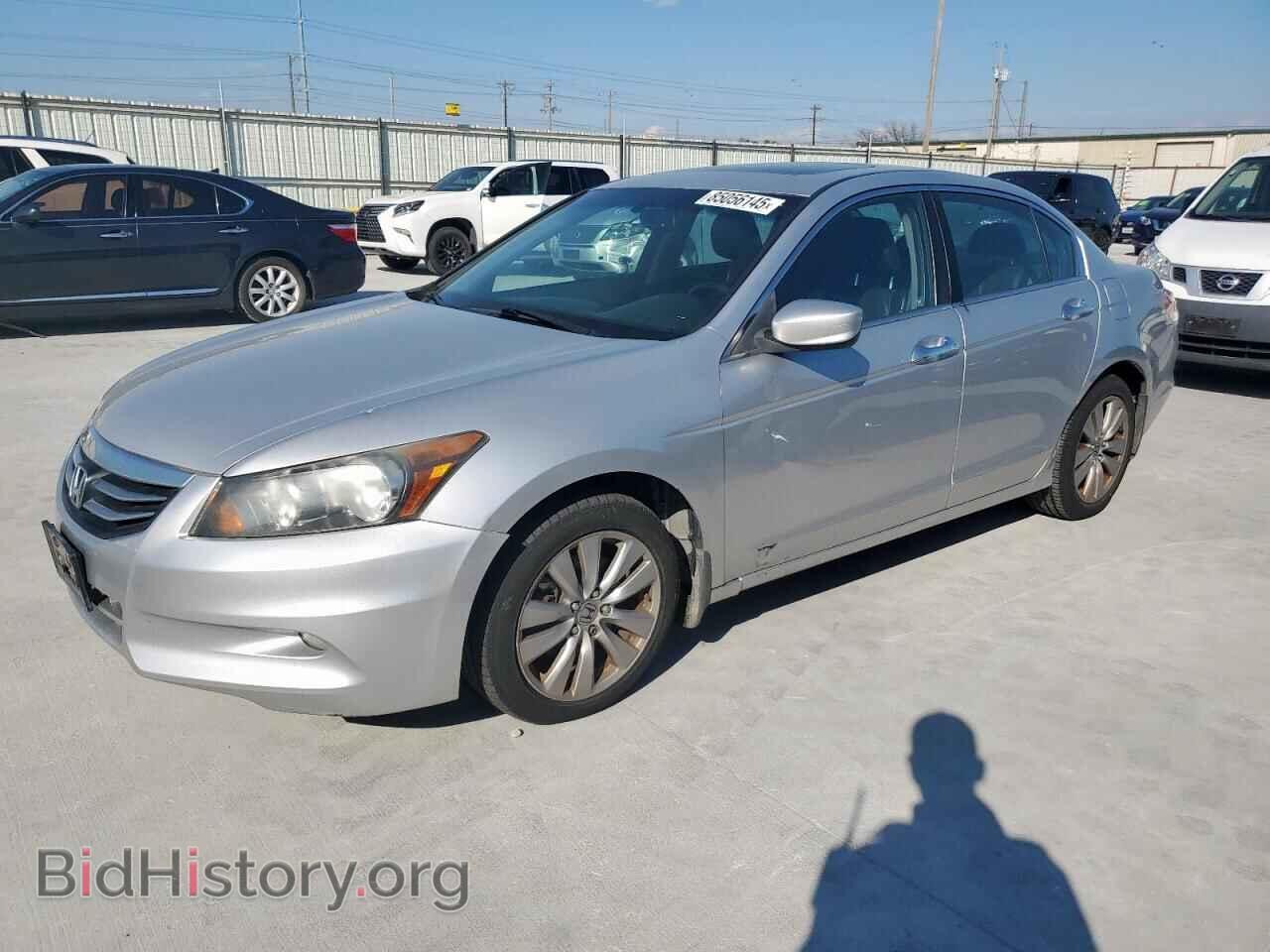 Фотография 1HGCP3F86CA005341 - HONDA ACCORD 2012