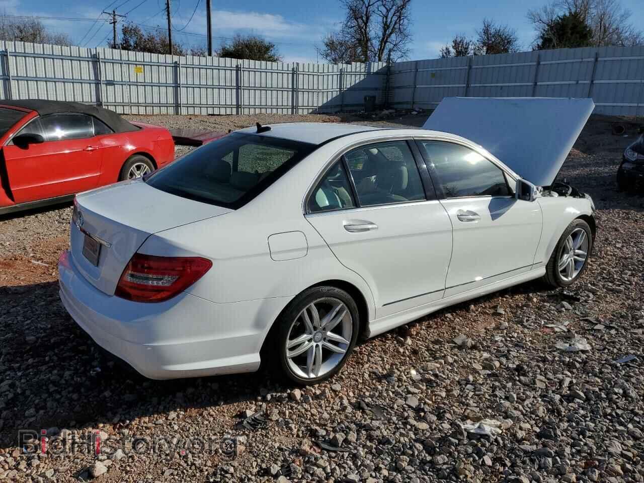 2014 MERCEDES-BENZ C-CLASS - VIN: WDDGF4HB6EA965737 - Фото 3