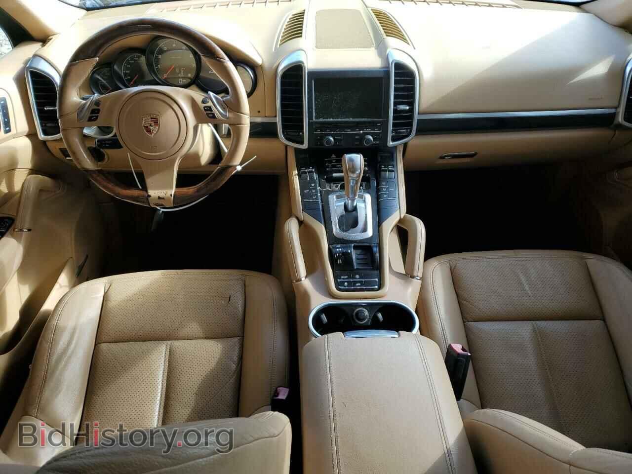 2011 PORSCHE CAYENNE - VIN: WP1AA2A29BLA09504 - Photo 8