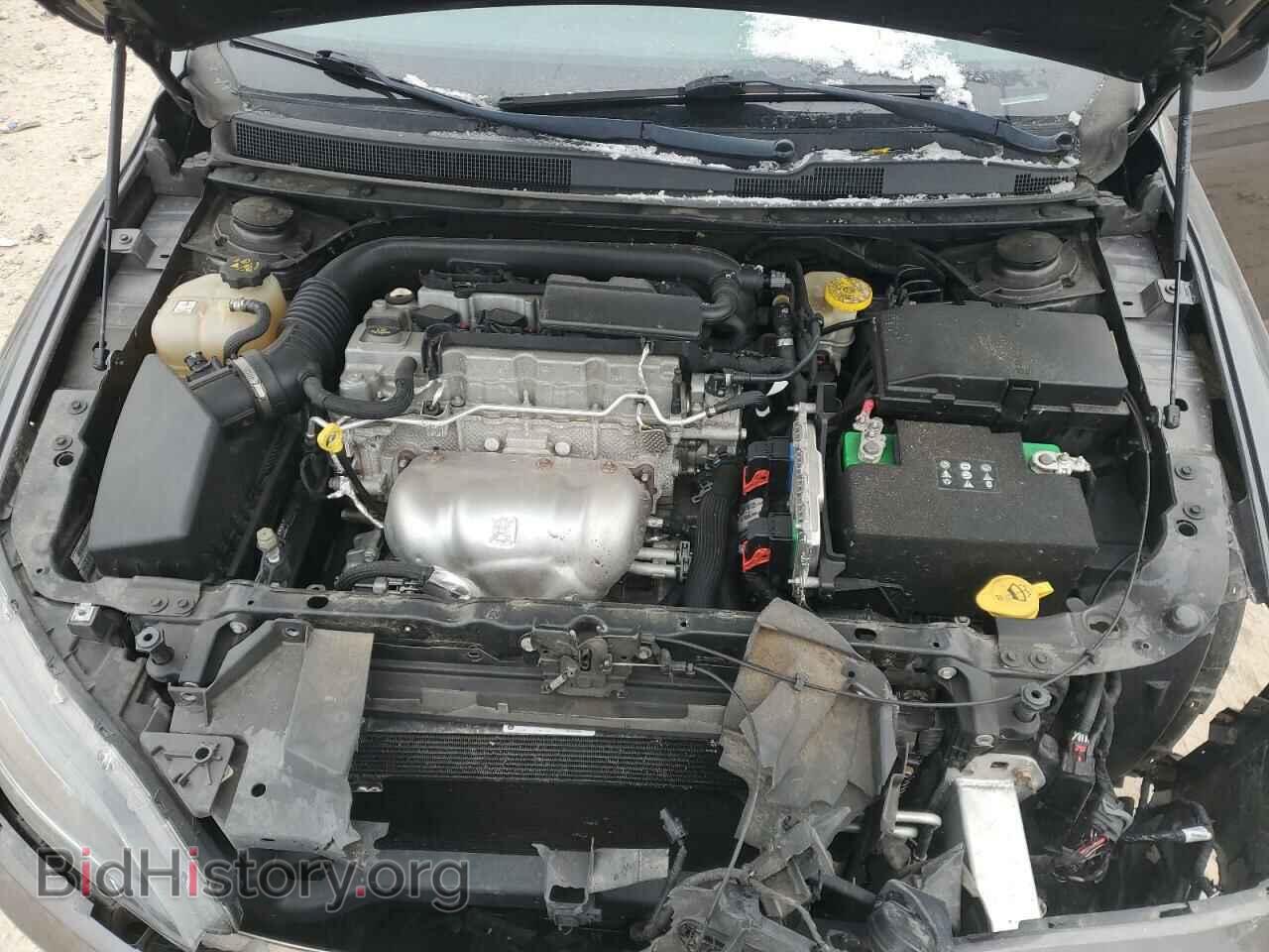 2016 CHRYSLER 200 - VIN: 1C3CCCFB0GN194769 - Фото 11