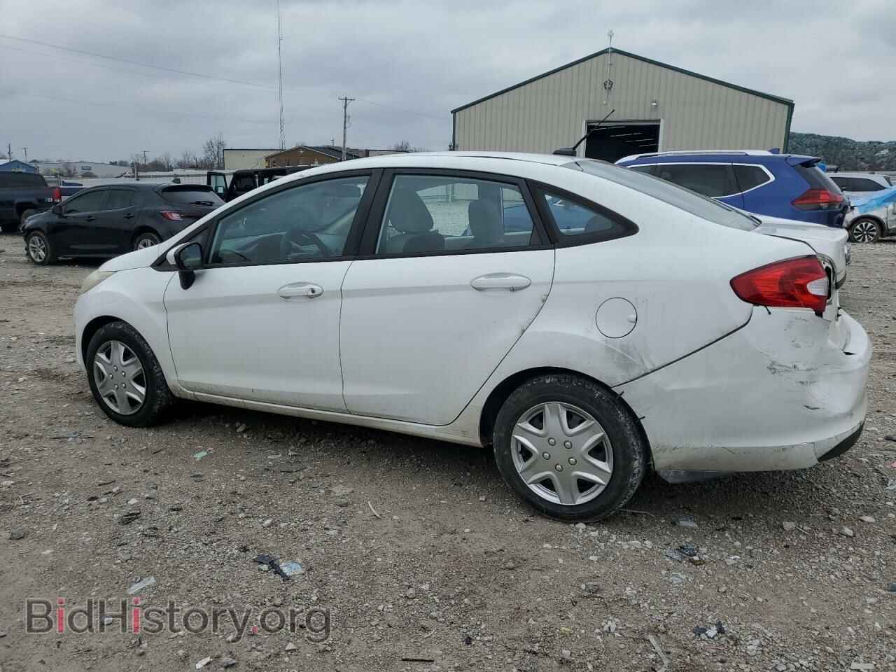 2012 FORD FIESTA - VIN: 3FADP4AJ2CM215611 - Фото 2